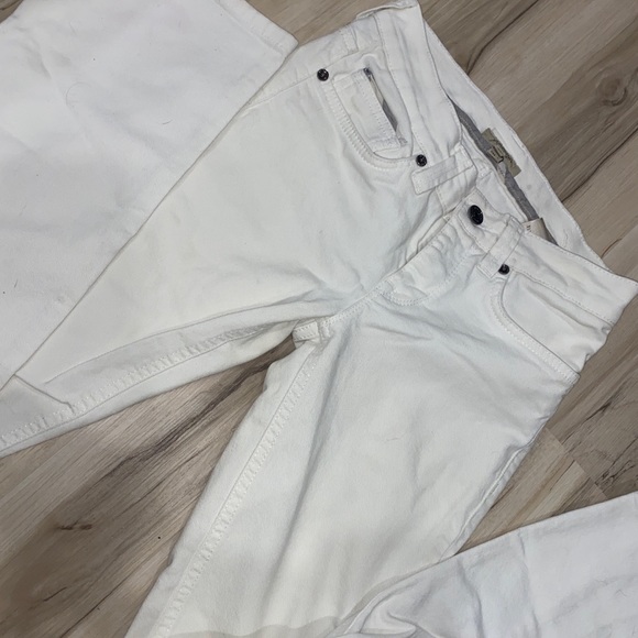 Burberry White Jeans - Picture 1 of 4